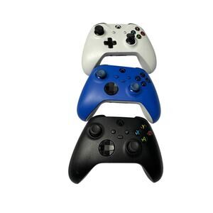 Xbox ONE SERIES X Series S Wireless Controllers Remotes Lot of 3 Untested